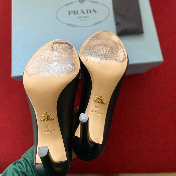 Prada black leather booties 39 - Picture 4 of 7